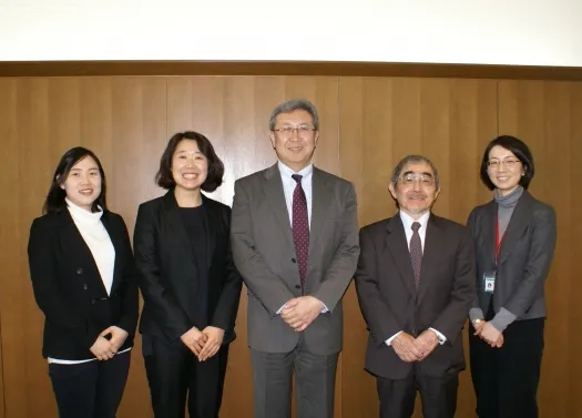 韓国大学教育協議会（ＫＣＵＥ）の方が調査のため来局しました